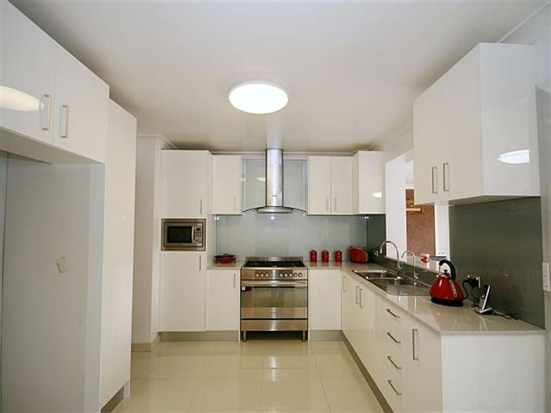 24 Binalong Avenue, Georges Hall NSW 2198