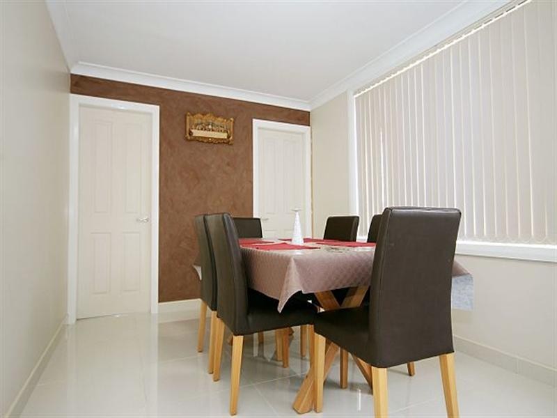 24 Binalong Avenue, Georges Hall NSW 2198