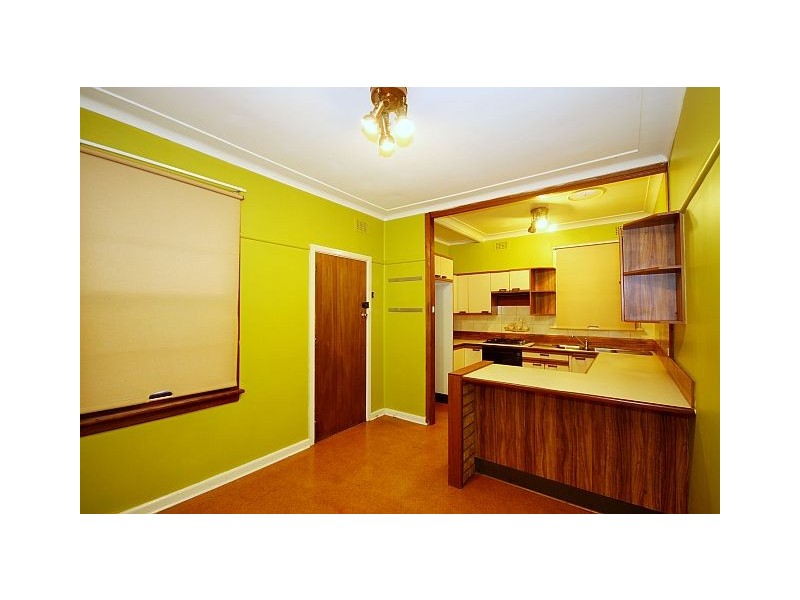 9 Moller Avenue, Birrong NSW 2143