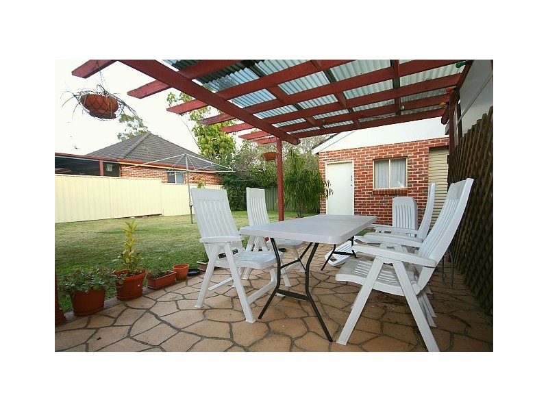 9 Moller Avenue, Birrong NSW 2143