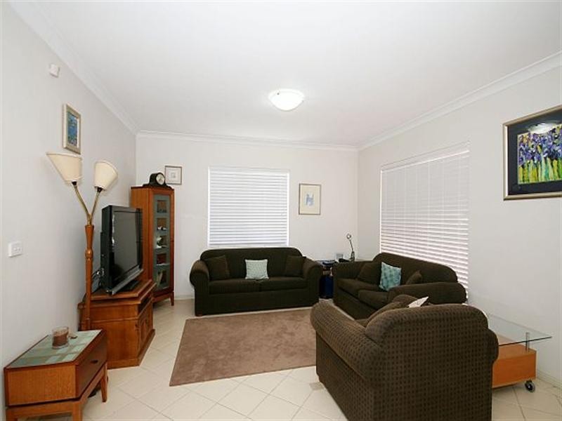52 Denman Road, Georges Hall NSW 2198