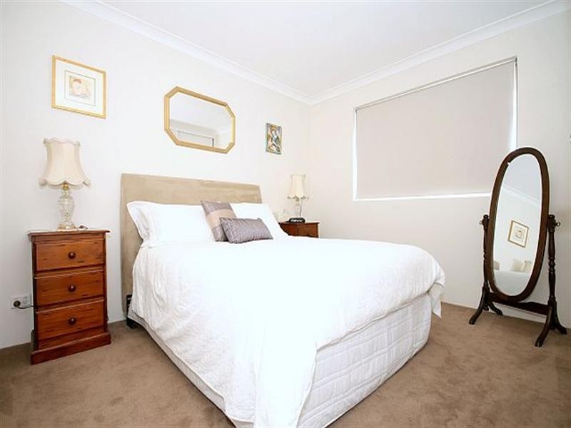 52 Denman Road, Georges Hall NSW 2198