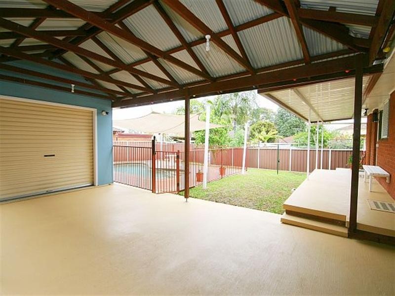 47 Sturt Avenue, Georges Hall NSW 2198