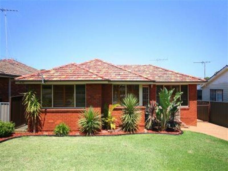 76 Denman Road, Georges Hall NSW 2198