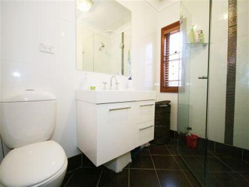 76 Denman Road, Georges Hall NSW 2198