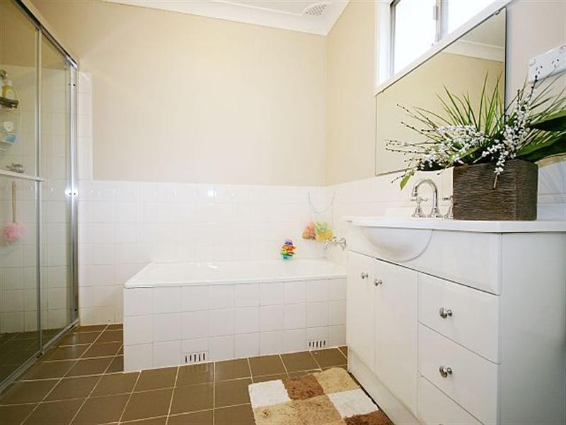 1/18 Leemon Street, Condell Park NSW 2200