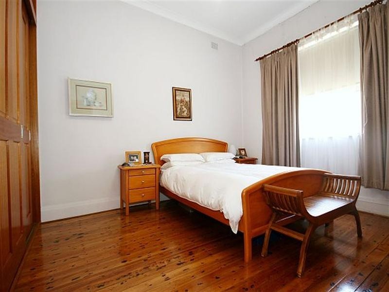 28 Rawson Street, Wiley Park NSW 2195