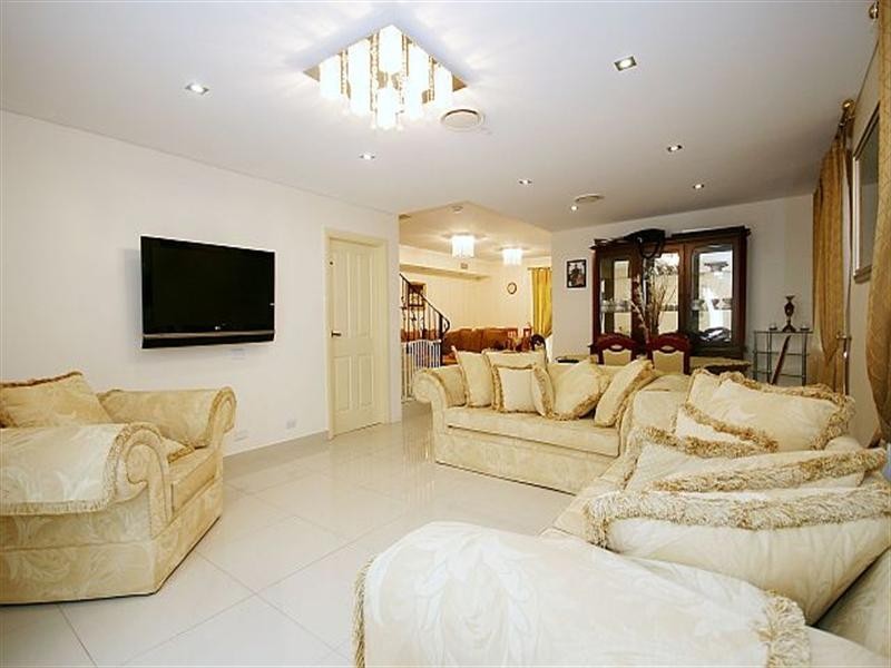 9A Brown Street, Chester Hill NSW 2162