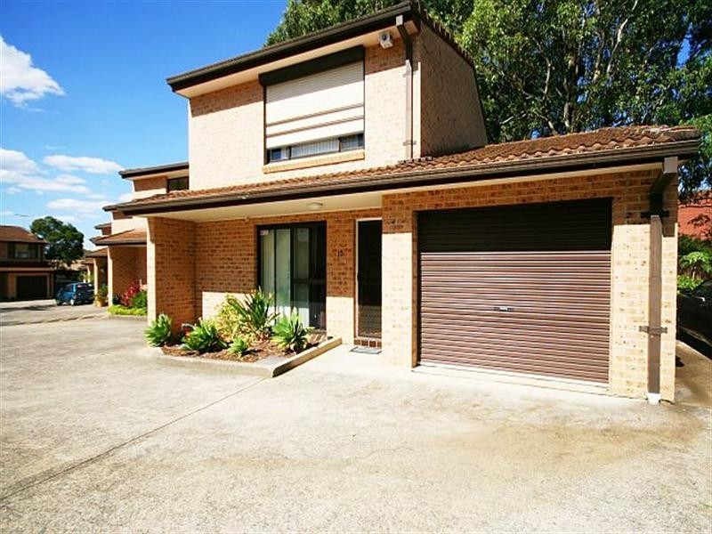 15/184 Birdwood Road, Georges Hall NSW 2198