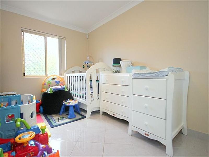 2/142 Meredith Street, Bankstown NSW 2200