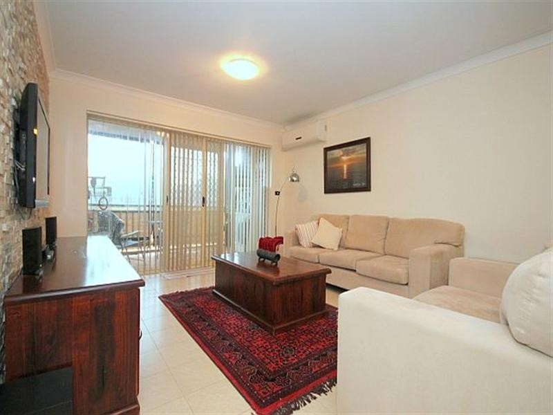 1/13-15 Cairds Avenue, Bankstown NSW 2200