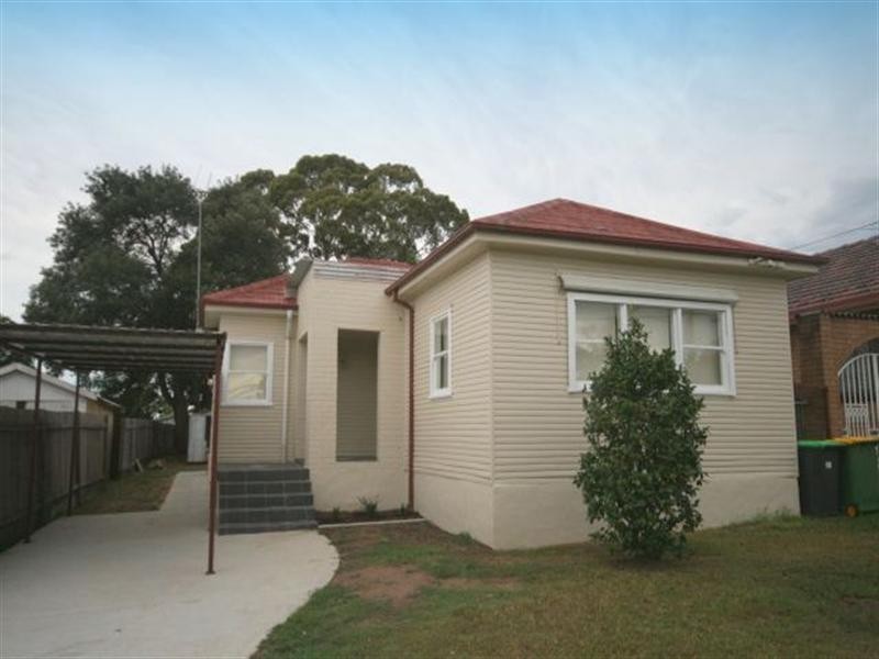 19 Fenwick Street, Yagoona NSW 2199