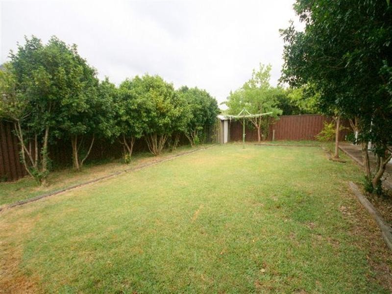 7 Glenbrook Crescent, Georges Hall NSW 2198