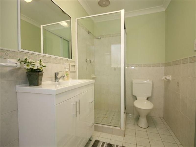 2/49 Batt Street, Sefton NSW 2162