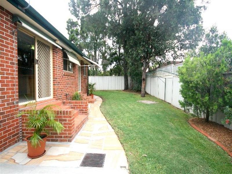 2/49 Batt Street, Sefton NSW 2162