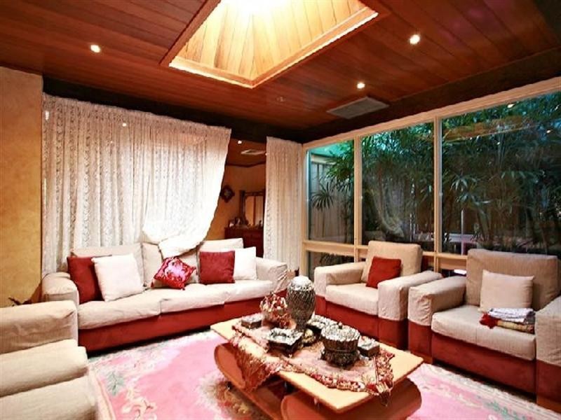 3 Salamander Place, Mount Lewis NSW 2190