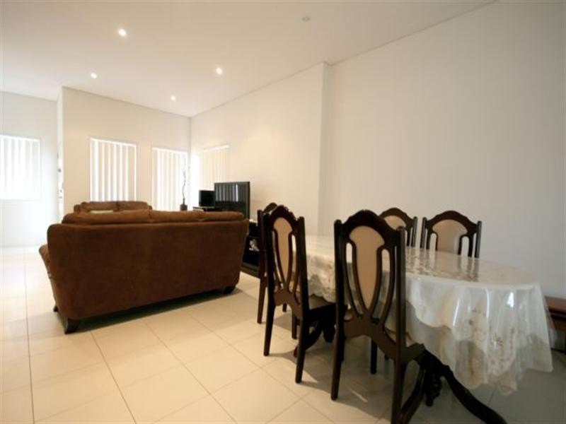 6/49-51 Old Kent Road, Greenacre NSW 2190