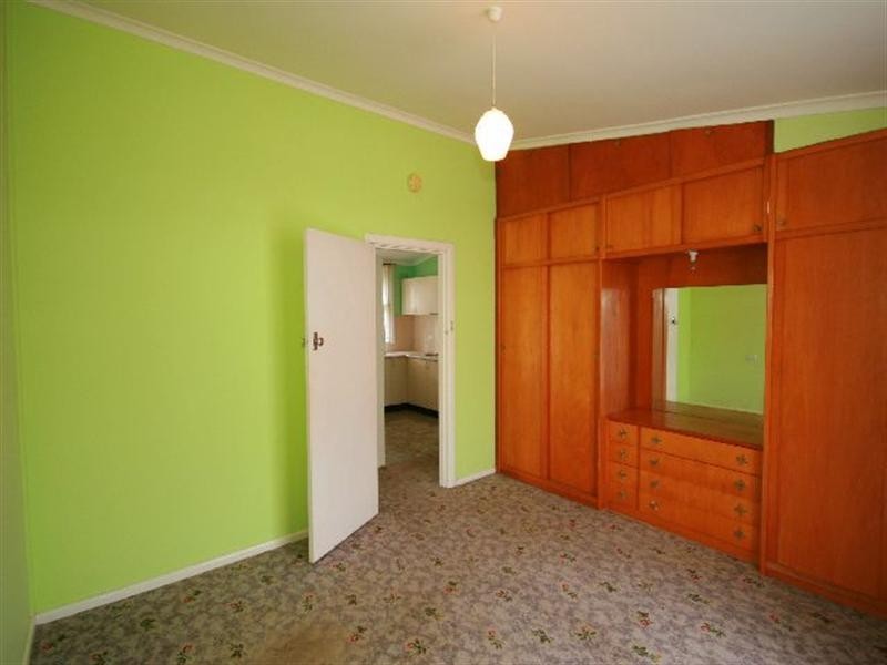 2 Dooley Avenue, Bass Hill NSW 2197