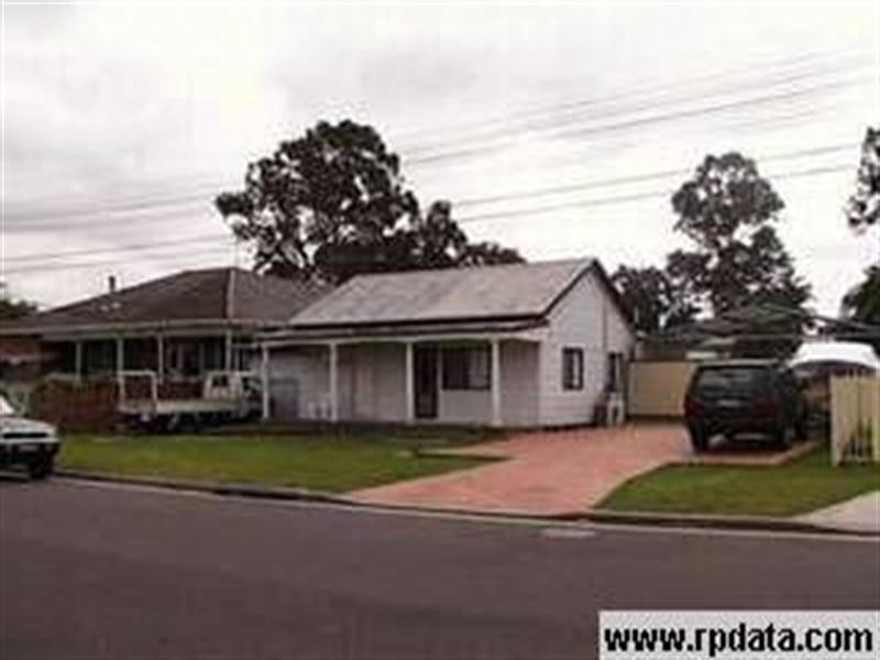 50 Rabaul Road, Georges Hall NSW 2198