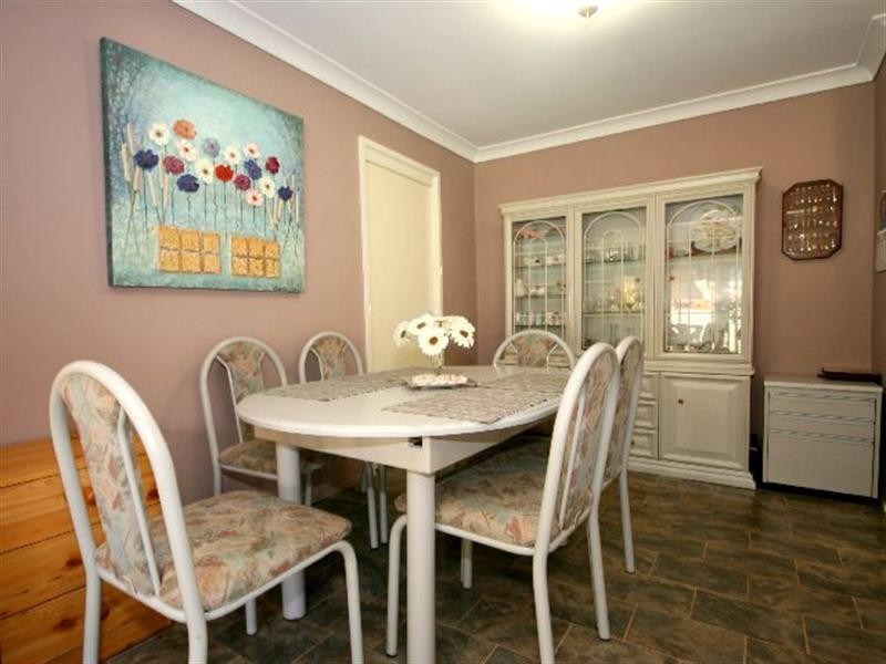 1 Harden Crescent, Georges Hall NSW 2198