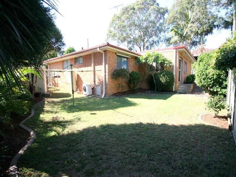 1 Harden Crescent, Georges Hall NSW 2198