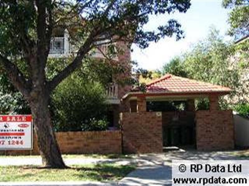 13/75 Cairds Avenue, Bankstown NSW 2200