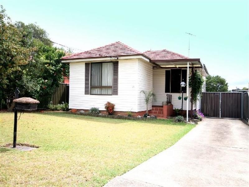 24 Riga Avenue, Greenacre NSW 2190