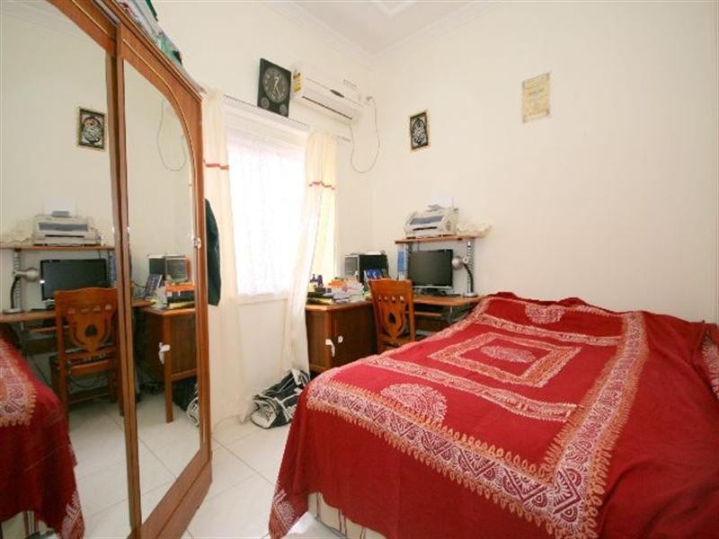 37 Reynolds Avenue, Bankstown NSW 2200