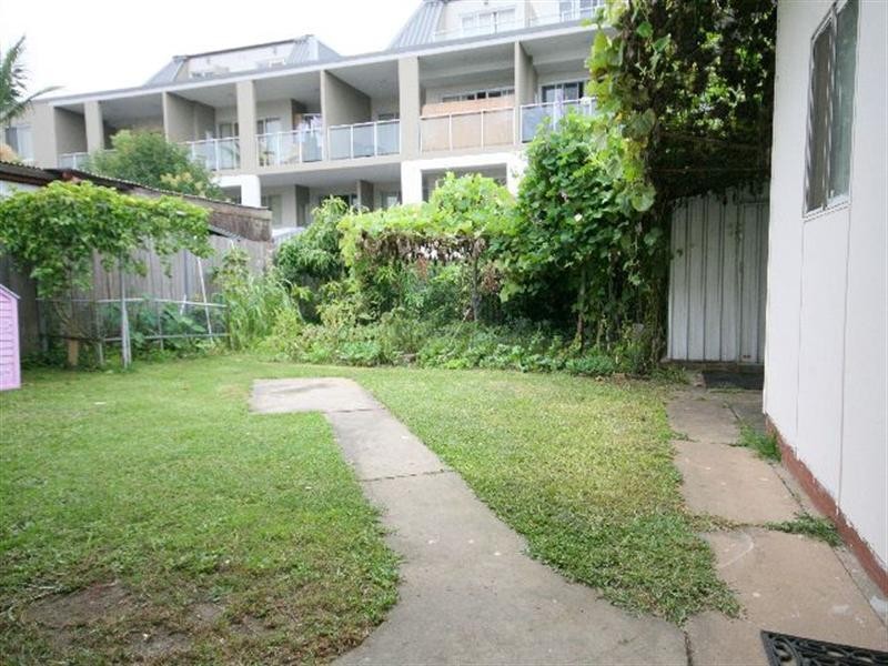 37 Reynolds Avenue, Bankstown NSW 2200