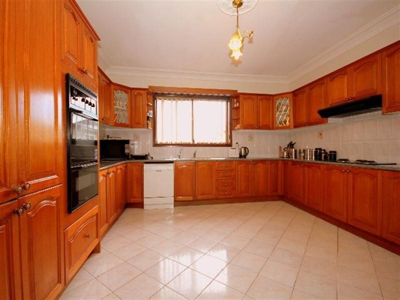 19 Bamfield Avenue, Yagoona NSW 2199