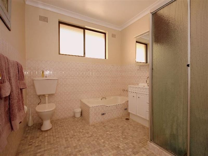 4/66 Manahan Street, Condell Park NSW 2200