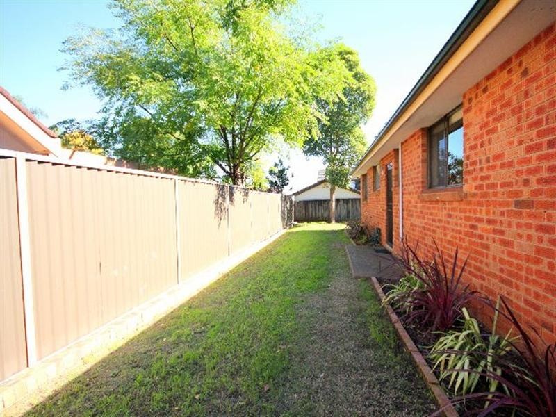 4/66 Manahan Street, Condell Park NSW 2200