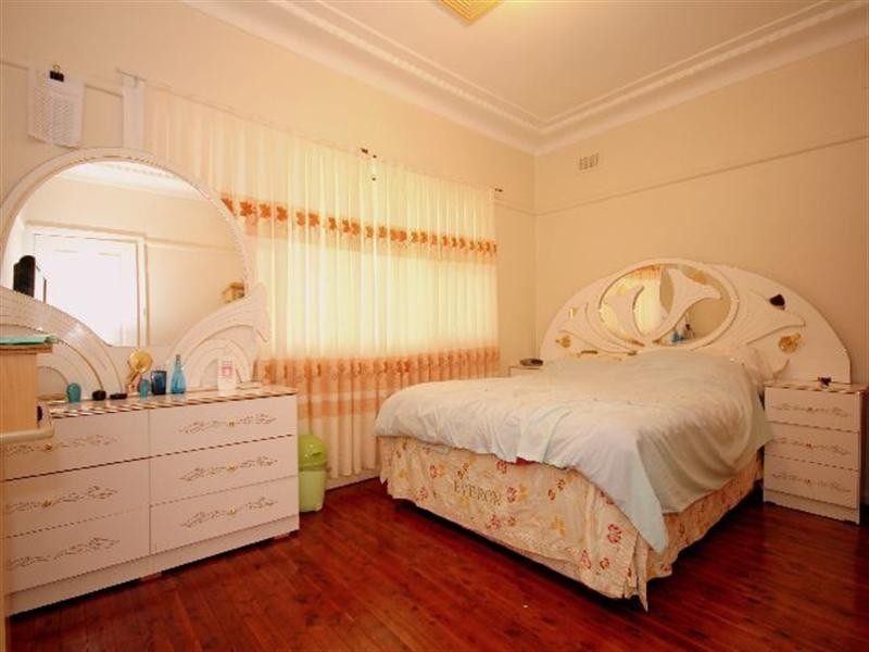 Georges Hall NSW 2198