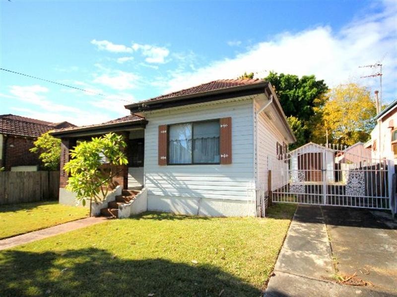 120 Northam Avenue, Bankstown NSW 2200