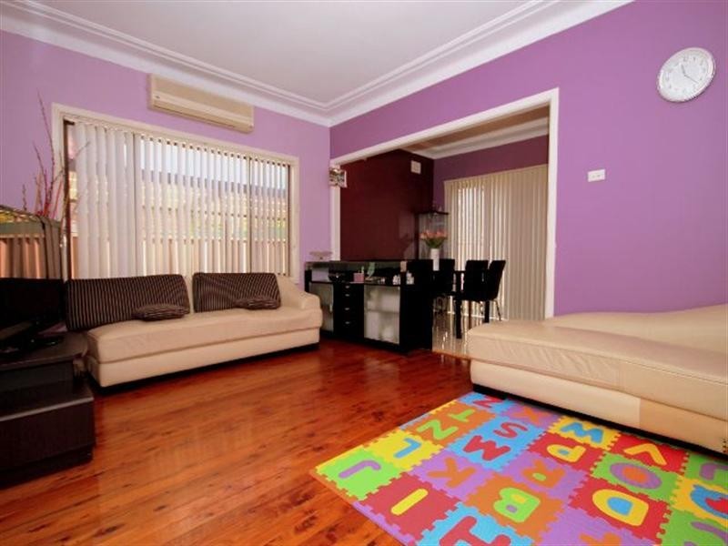 9 McMillan Street, Yagoona NSW 2199