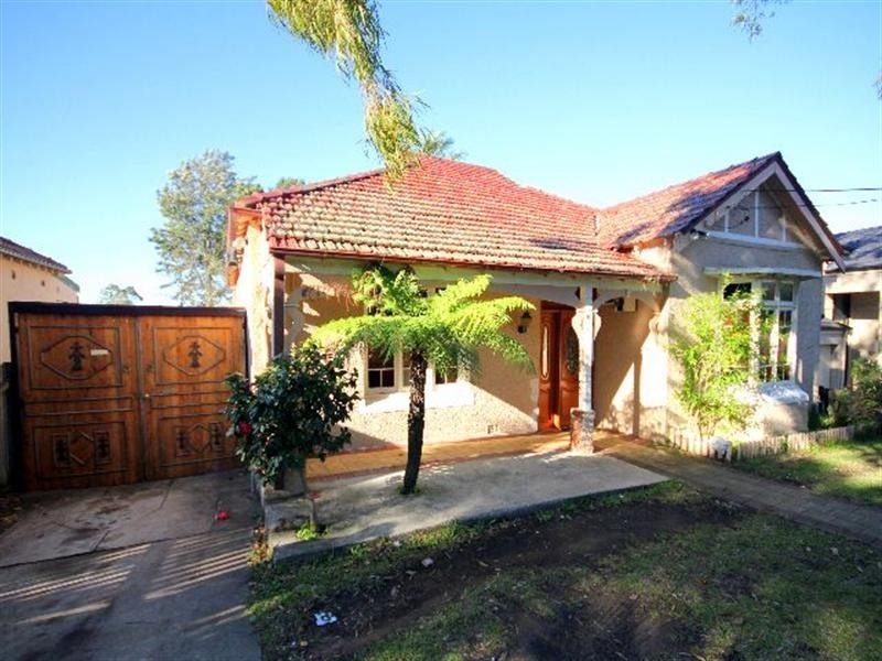 11 Colin Street, Lakemba NSW 2195