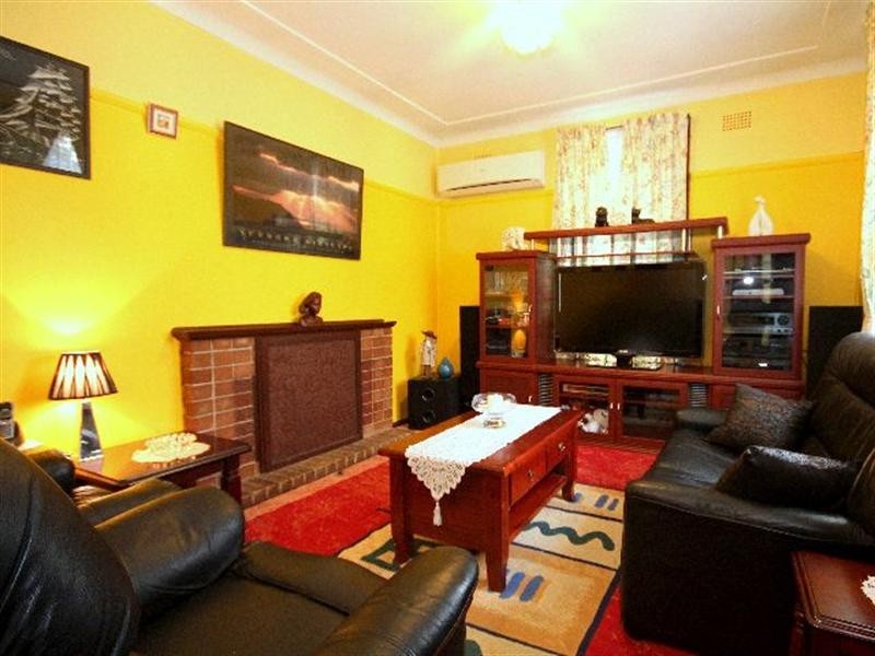 24 Alcoomie Street, Villawood NSW 2163