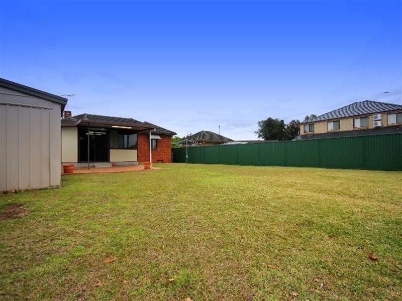 24 Alcoomie Street, Villawood NSW 2163