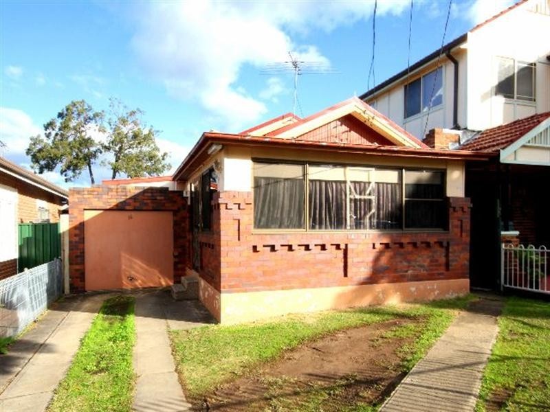 36 Cambridge Avenue, Bankstown NSW 2200