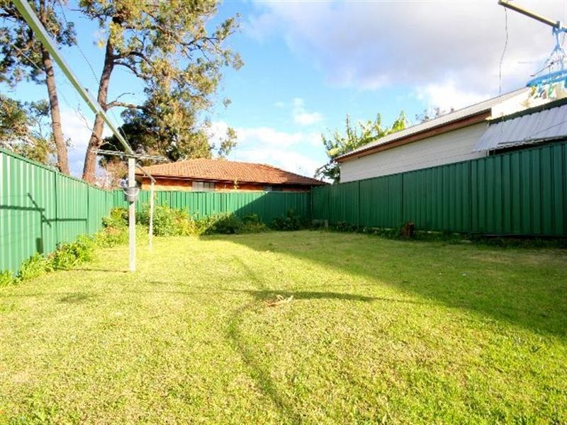36 Cambridge Avenue, Bankstown NSW 2200