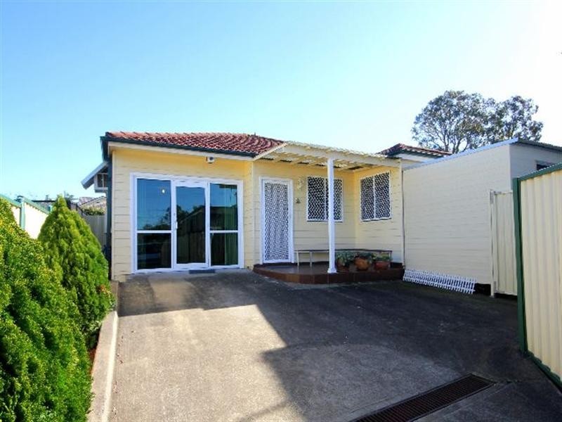 304A Edgar Street, Condell Park NSW 2200