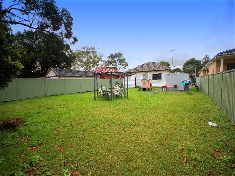 53 Hill Road, Birrong NSW 2143