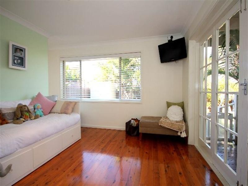 65 Hazel Street, Georges Hall NSW 2198