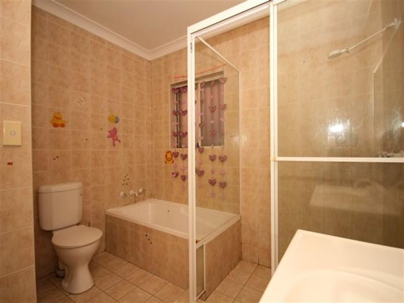 2/52 Little Road, Bankstown NSW 2200