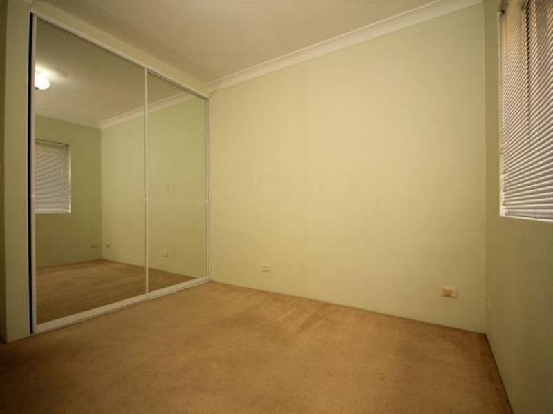 2/52 Little Road, Bankstown NSW 2200