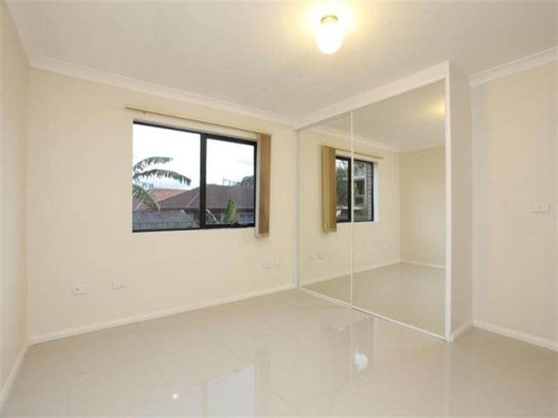 11/21 Weigand Avenue, Bankstown NSW 2200