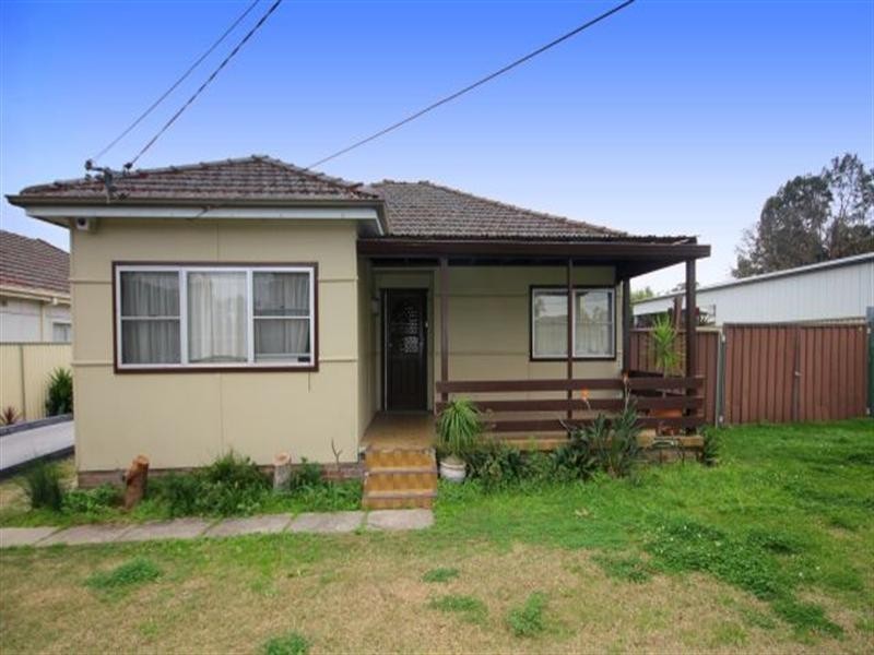34 Haig Avenue, Georges Hall NSW 2198