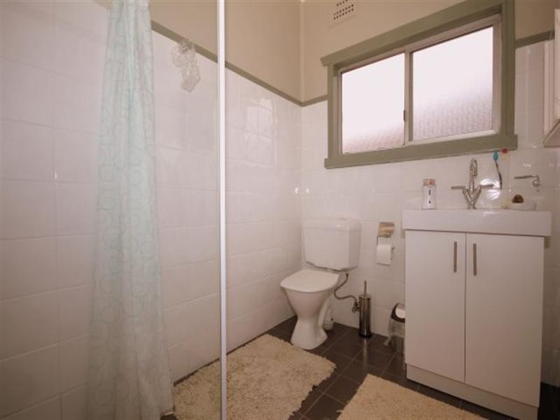 34 Haig Avenue, Georges Hall NSW 2198