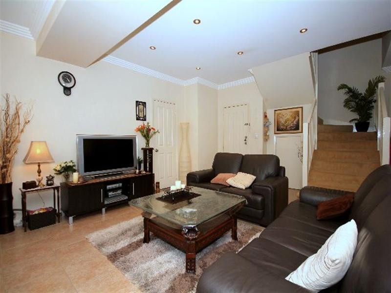 2/61 Orchard Road, Bass Hill NSW 2197