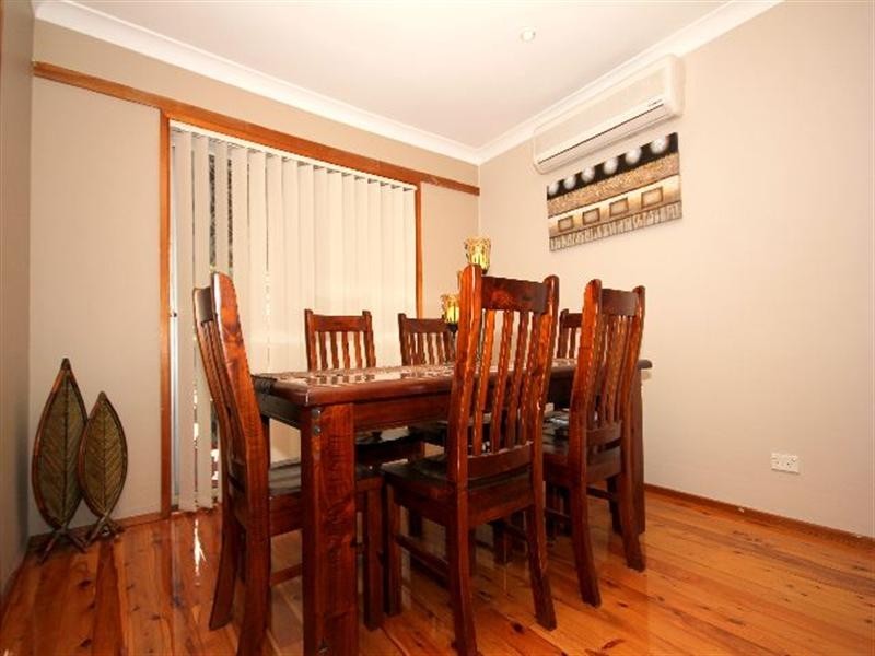 96 Flinders Road, Georges Hall NSW 2198